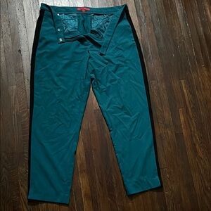 Narciso Rodriguez Green Dress Pants with Elegant Design